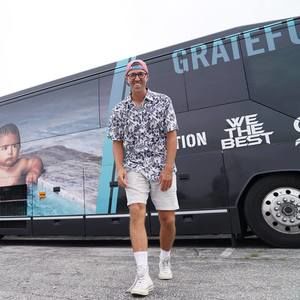 Meet your Posher, Tom